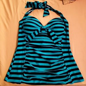 MERONA Tankini Swimsuit Top - Small